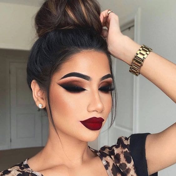 Maquillaje de noche glamuroso